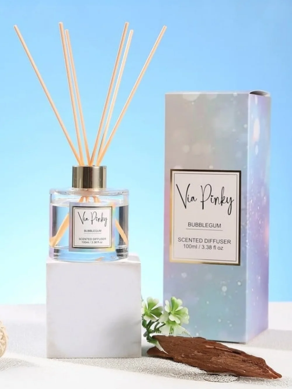 Luxe Reed Diffuser “Bubblegum” Elegant Home Fragrance Decor